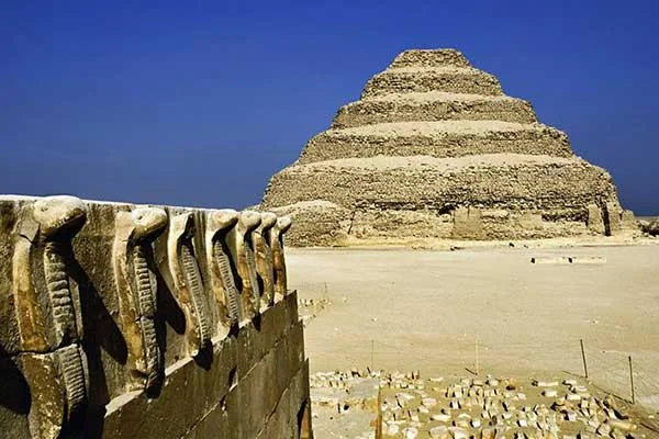 Giza-Pyramids-Sphinx-Saqqara-Dahshur-From-Hurghada-7