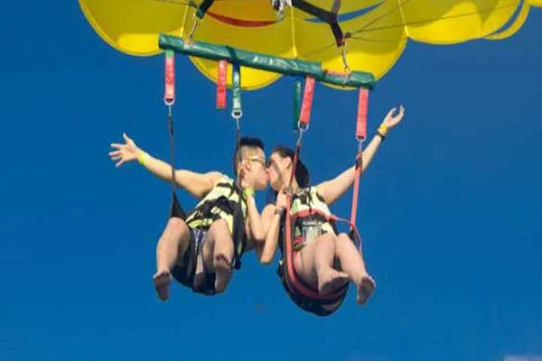 Hurghada-Parasailing-Adventure-With-private-transfer-3
